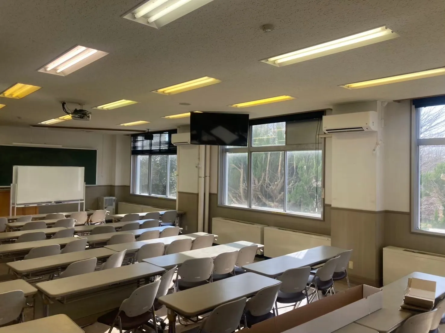 防衛大学校/ミラー遮熱フィルム